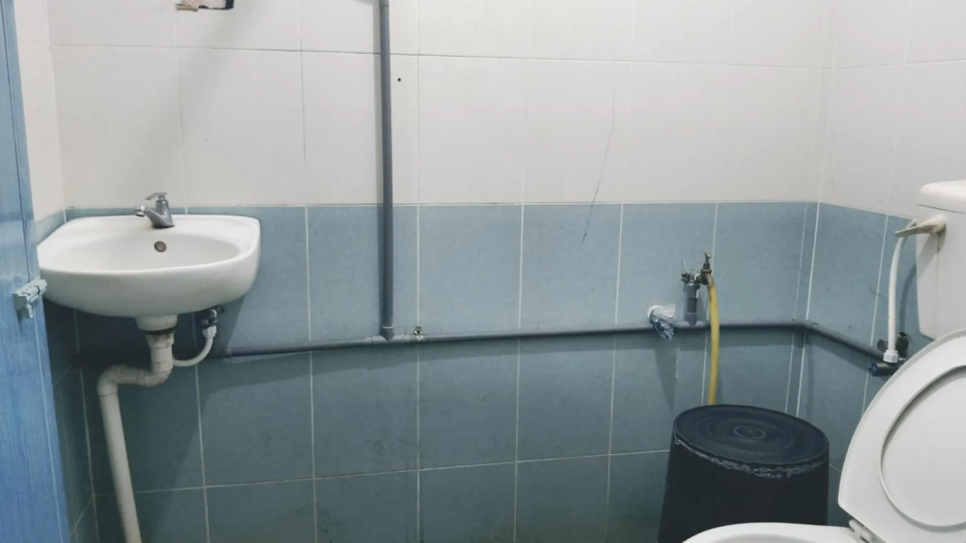 Dales Guest House Perai 0*,  Malásia